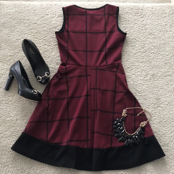 Black & Wine Color Fit & Flare Dress - Picture 4 of 6